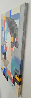 La femme aux couleurs brisées — vue droite